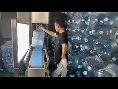 製水充填機ライン